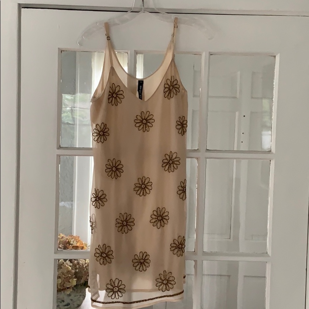 Short dress